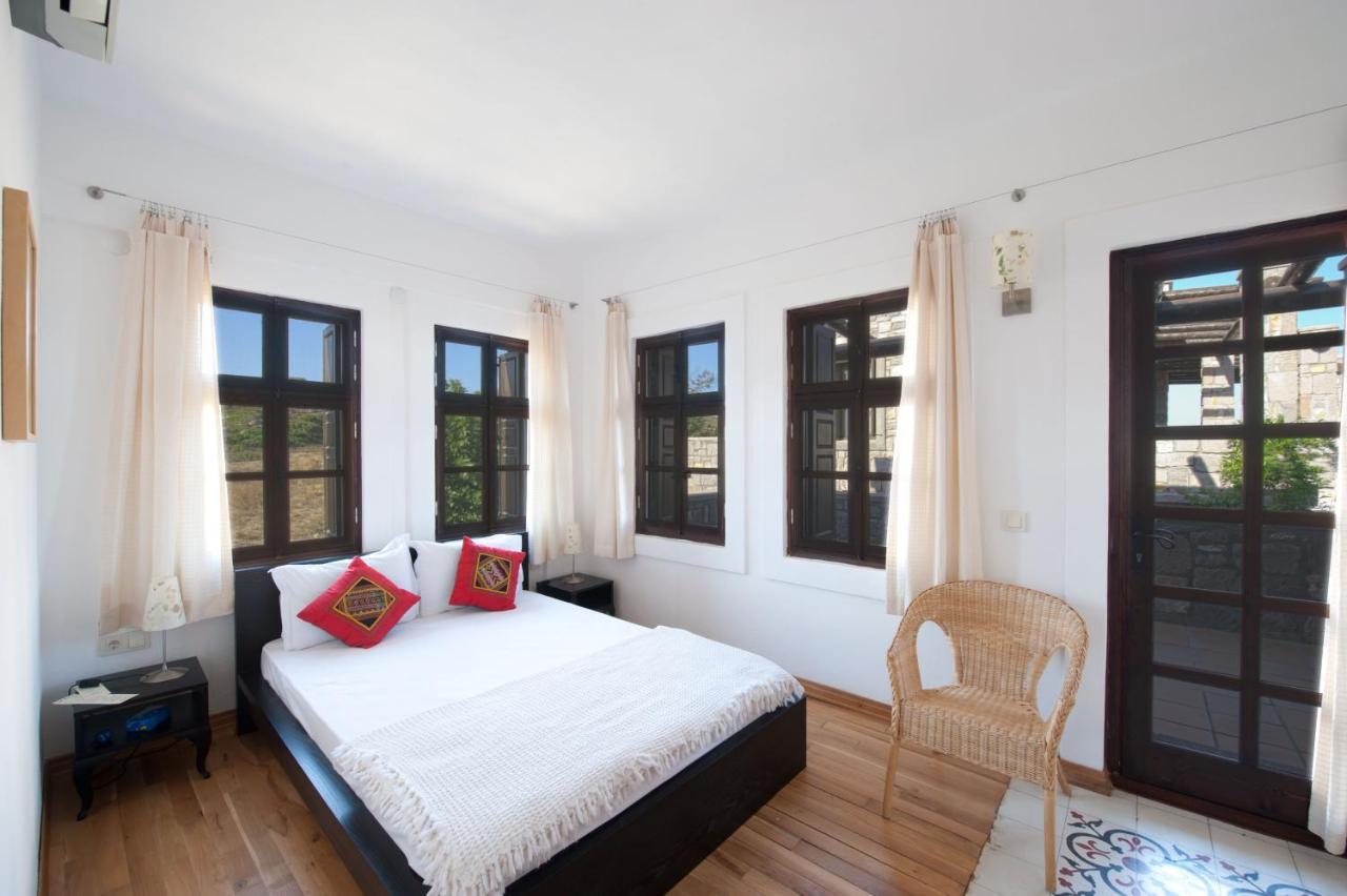 Akvaryum Hotel Bozcaada Bagian luar foto